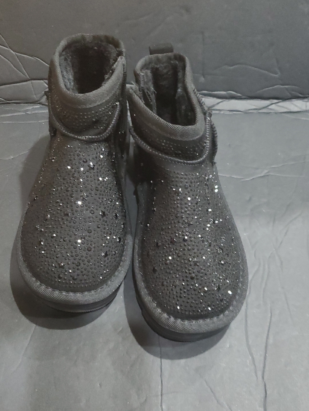 Mia girl black glittery studded sparkly faux fur‎ shearling lined booties size 3